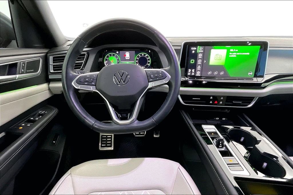 Used 2024 Volkswagen Atlas Cross Sport SEL Premium R-Line image 8