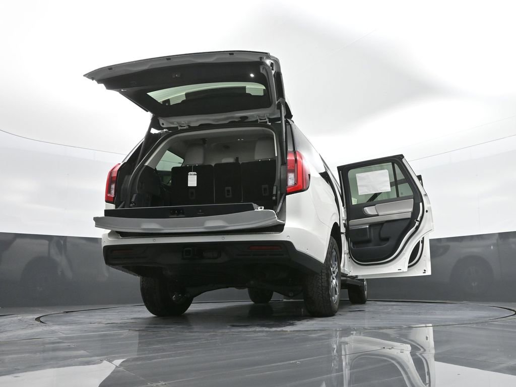 New 2025 Ford Expedition Active image 62