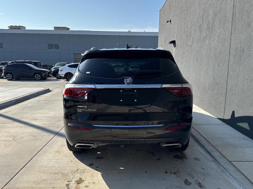 Used 2024 Buick Enclave Premium image 24