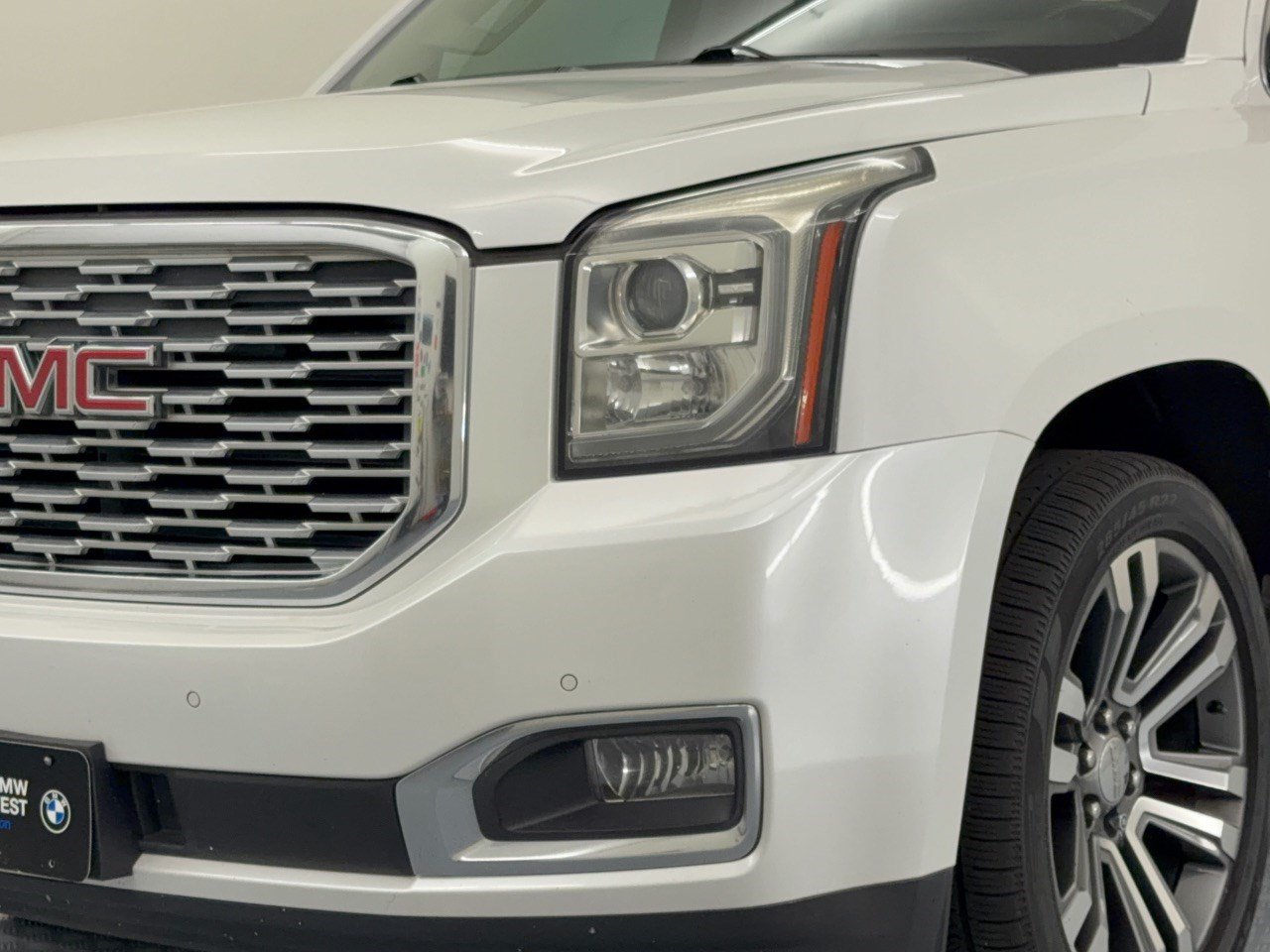 Used 2019 GMC Yukon Denali w/ Denali Ultimate Package RWD image 12