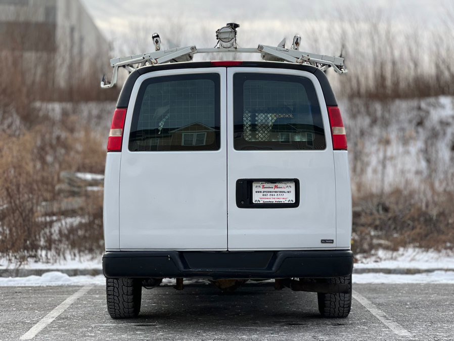 Used 2009 Chevrolet Express 1500 image 7