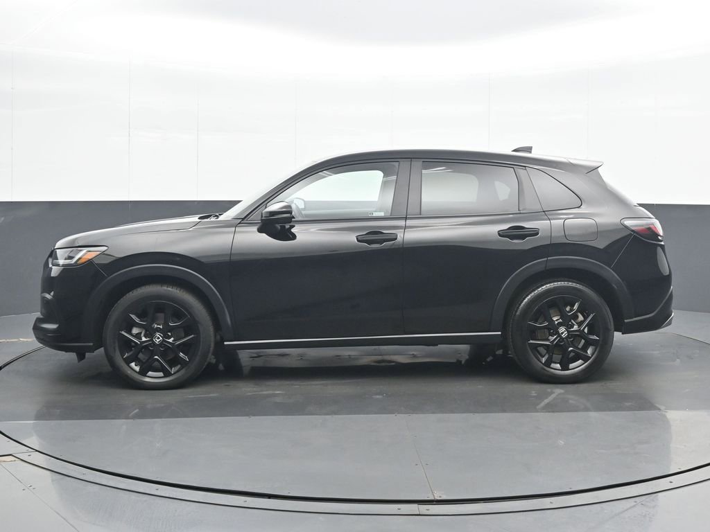 Used 2023 Honda HR-V Sport image 3