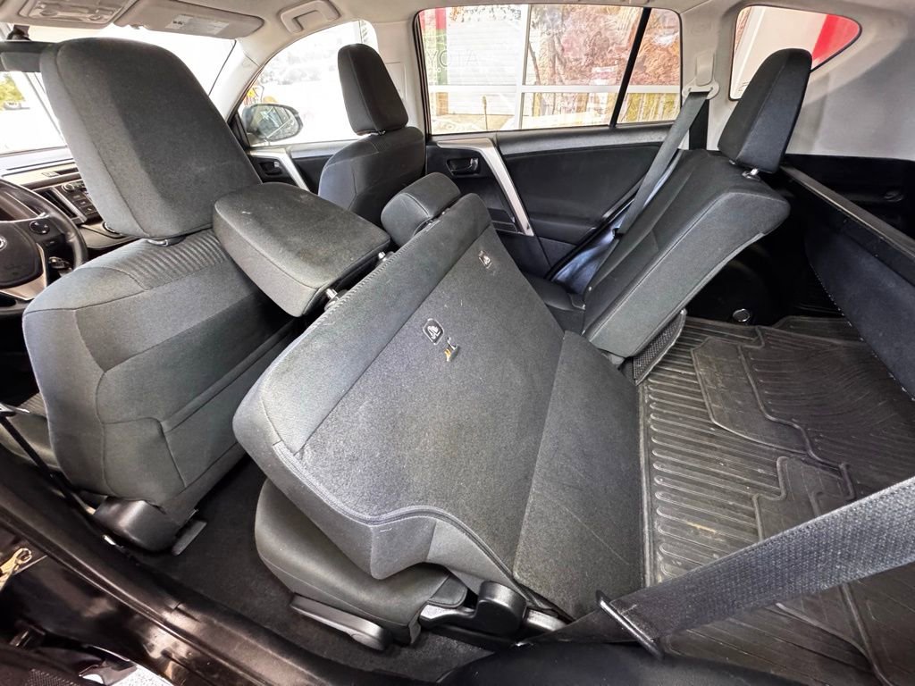 Used 2014 Toyota RAV4 LE AWD/4WD image 44
