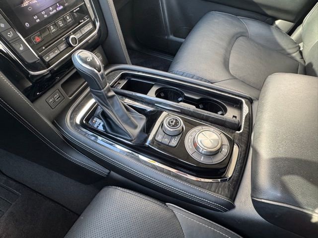 Used 2021 INFINITI QX80 Luxe w/ All-Season Package image 17