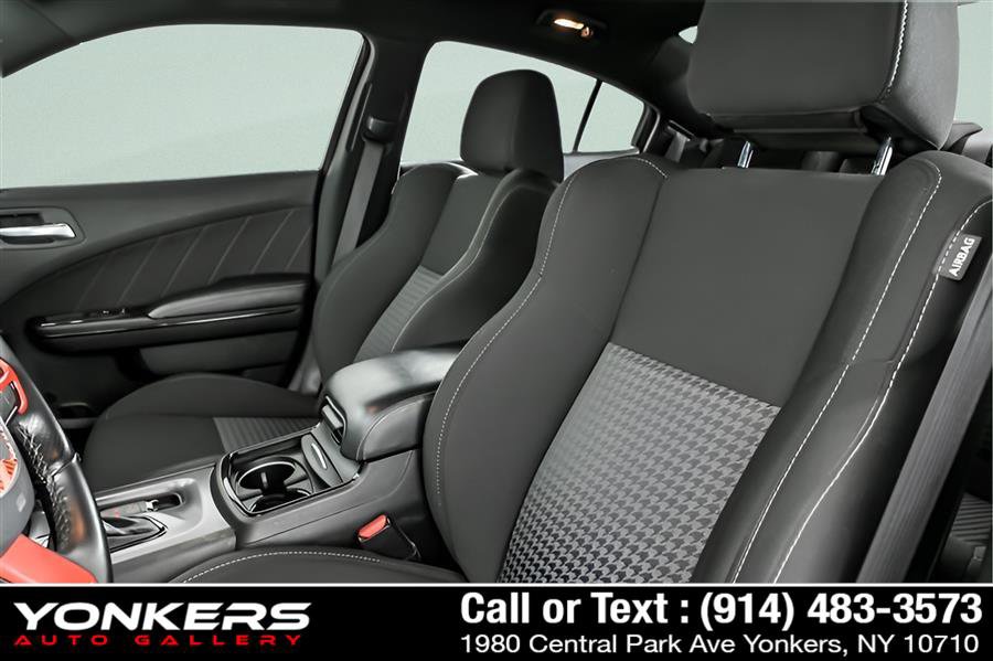 Used 2021 Dodge Charger R/T w/ Blacktop Package image 8