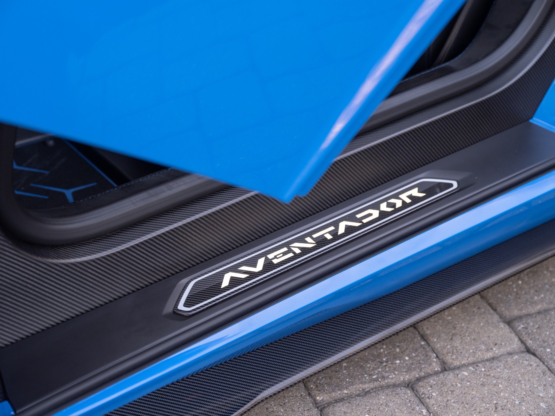 Used 2020 Lamborghini Aventador SVJ AWD/4WD image 34
