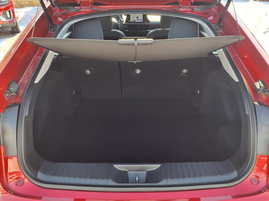 Used 2024 Toyota Prius LE image 20
