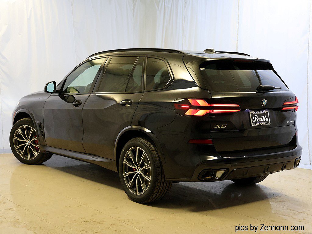 New 2026 BMW X5 xDrive40i w/ M Sport Package AWD/4WD image 9