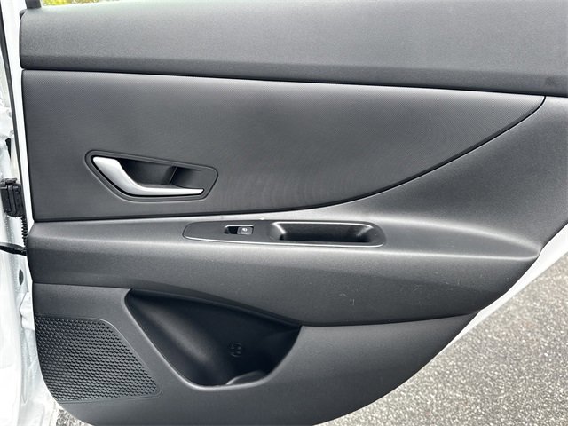 New 2026 Hyundai Elantra Blue image 16