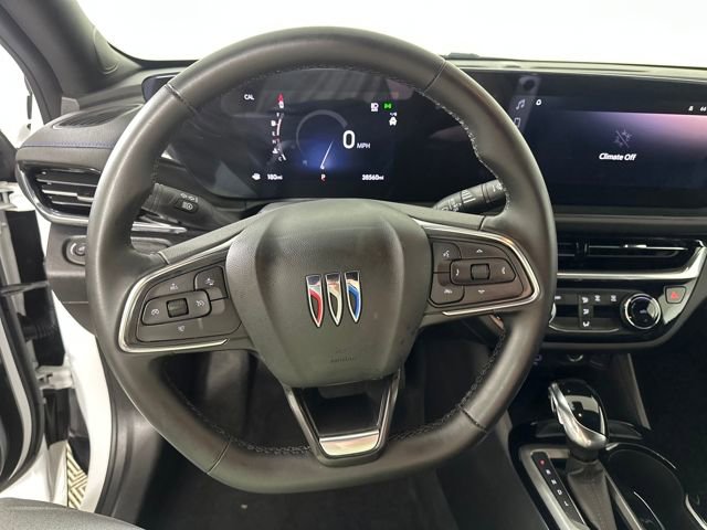 Used 2024 Buick Envista Sport Touring w/ Advanced Safety Package image 14