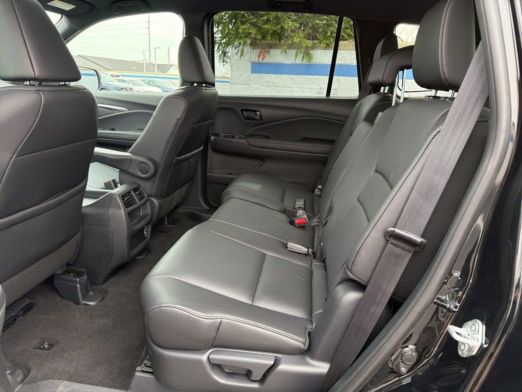 Certified 2023 Honda Passport EX-L image 19