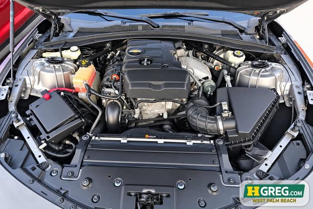 Used 2020 Chevrolet Camaro LT RWD image 15