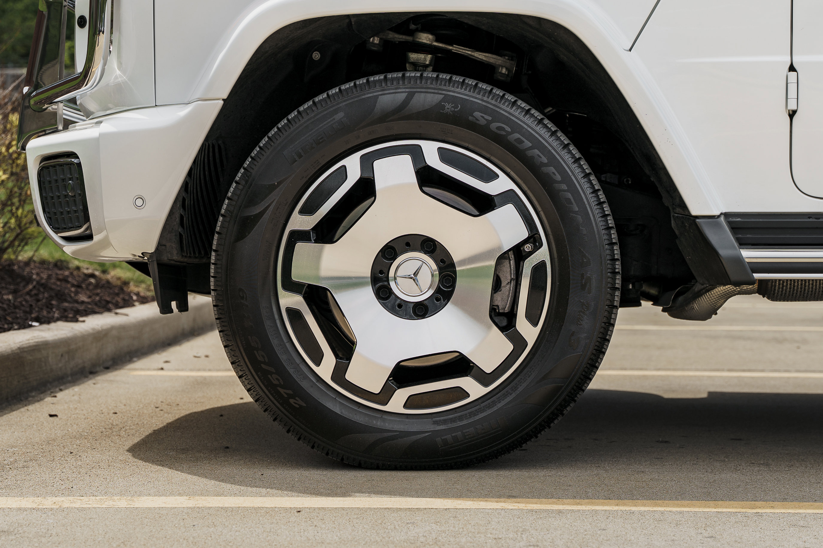 Used 2025 Mercedes-Benz G 550 image 26