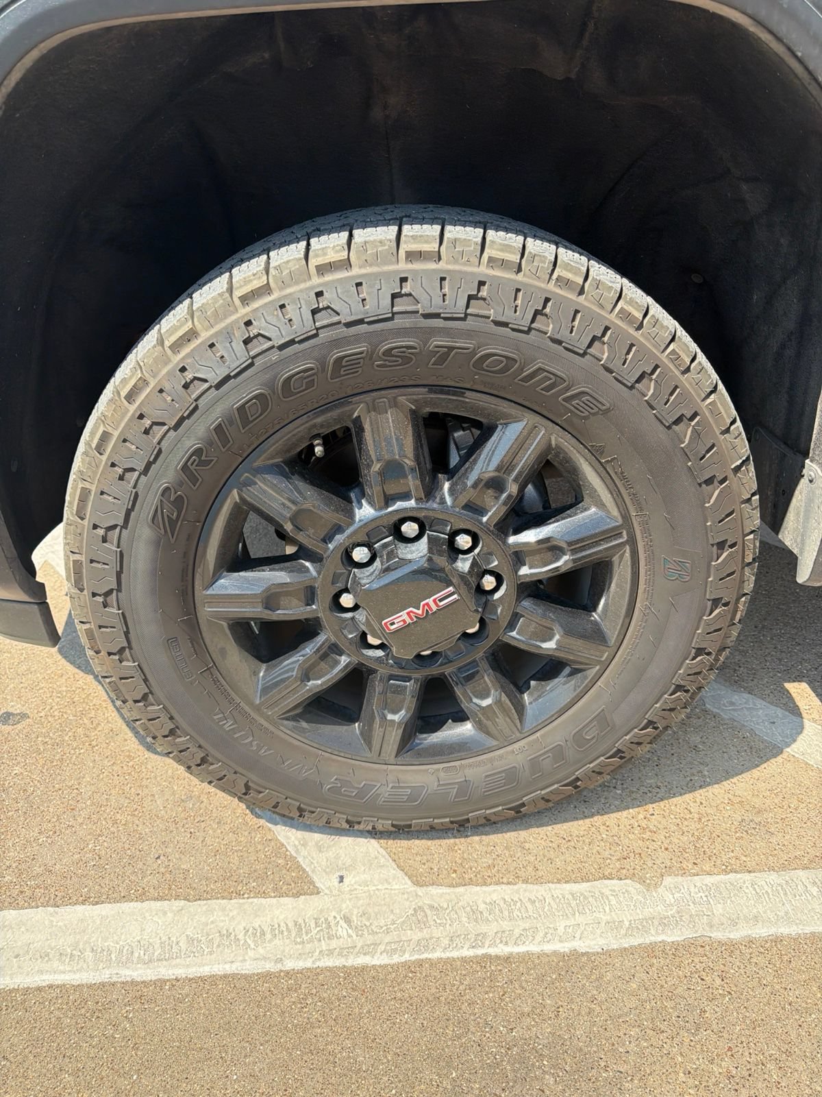 Used 2024 GMC Sierra 2500 AT4 w/ AT4 Premium Plus Package AWD/4WD image 27