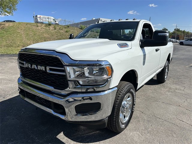 Used 2024 RAM 2500 Tradesman w/ Chrome Appearance Group image 2