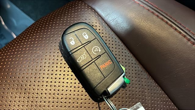 Used 2025 Dodge Durango GT image 21