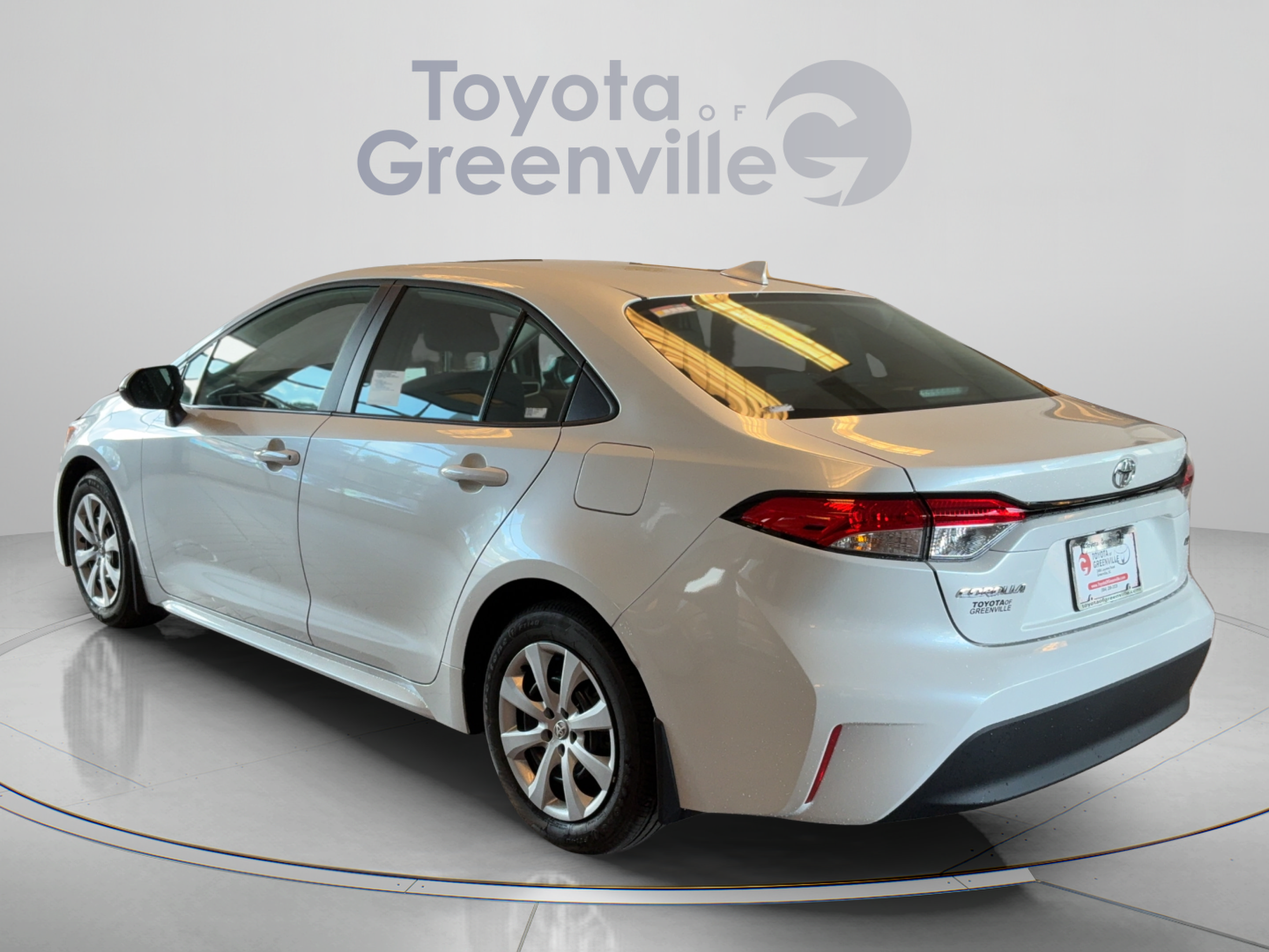 Certified 2026 Toyota Corolla LE FWD image 4