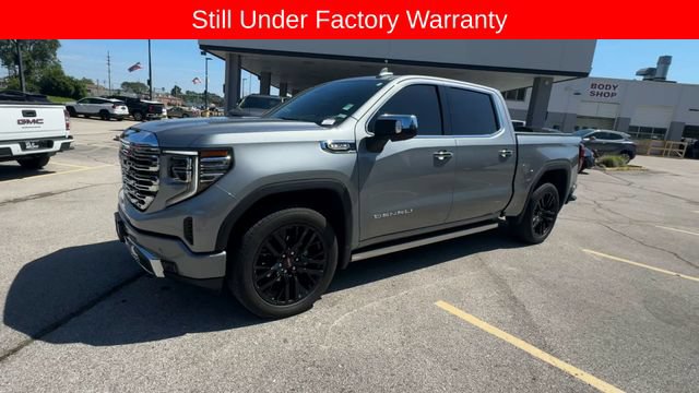 Used 2024 GMC Sierra 1500 Denali w/ Denali Reserve Package AWD/4WD image 4