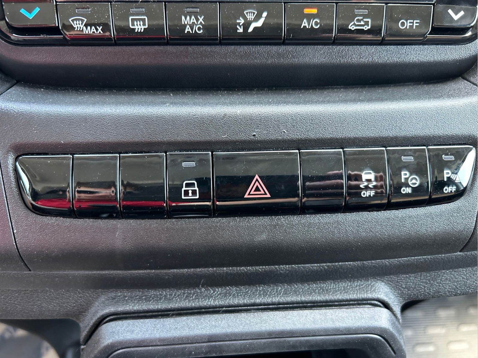New 2026 RAM ProMaster 2500 w/ Advanced Safety Group FWD image 23