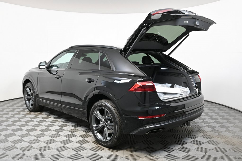 New 2026 Audi Q8 Premium image 30