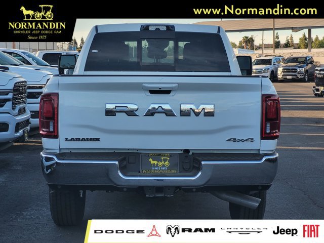 New 2026 RAM 2500 Laramie AWD/4WD image 5