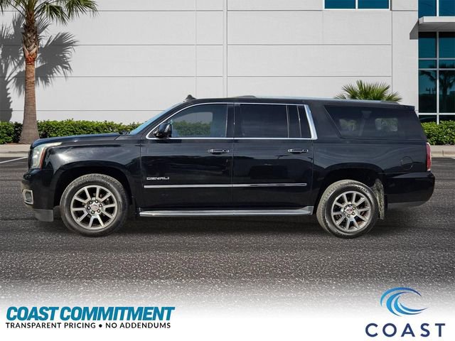 Used 2017 GMC Yukon XL Denali RWD image 3