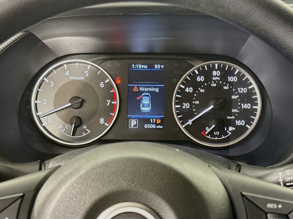 Used 2025 Nissan Sentra S FWD image 14