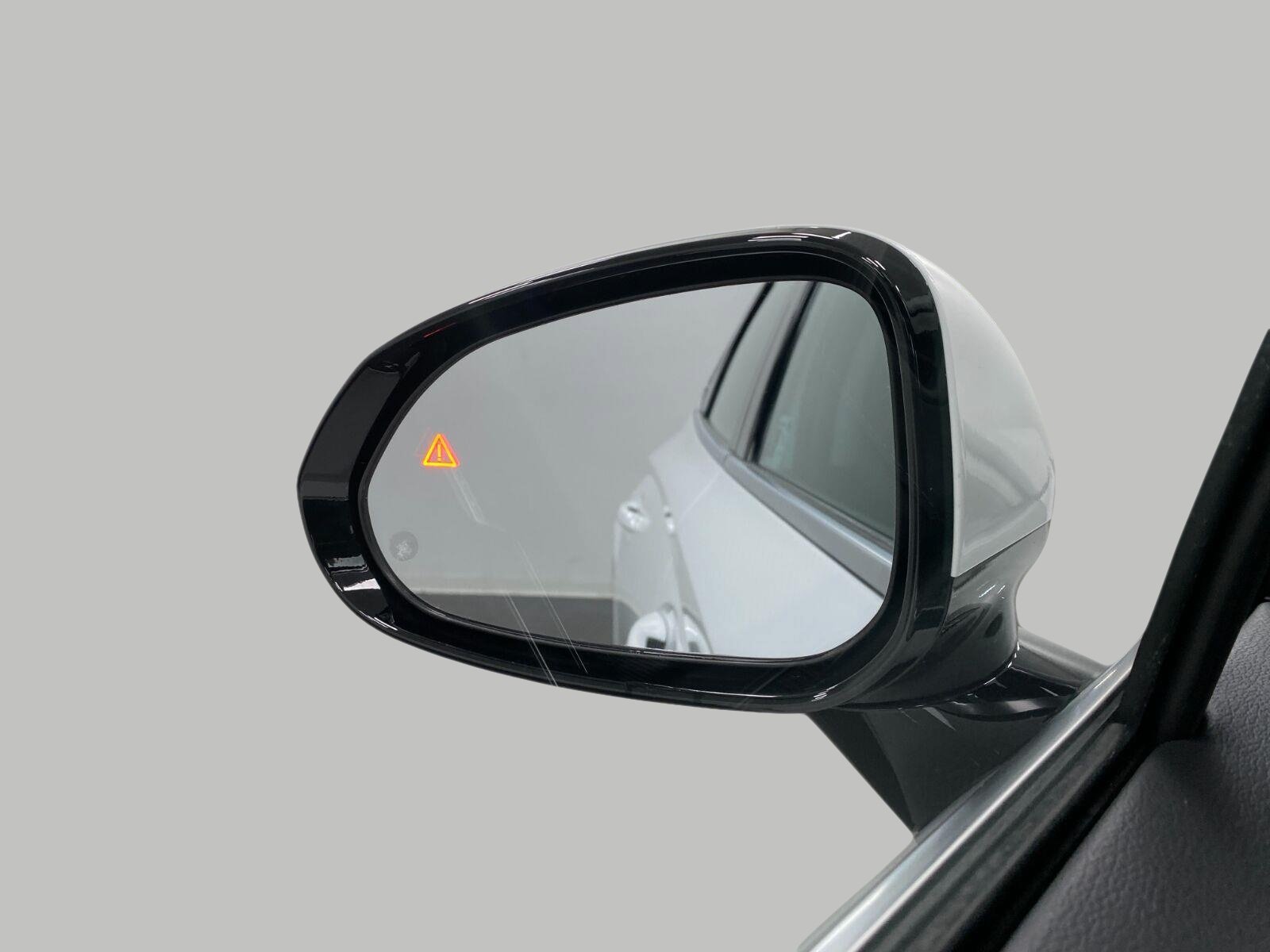 Certified 2025 Hyundai Sonata Limited FWD image 20
