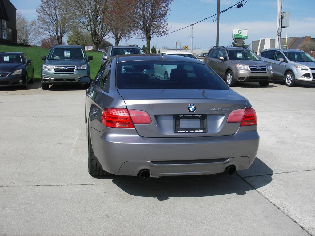 Used 2011 BMW 335is Coupe RWD image 8