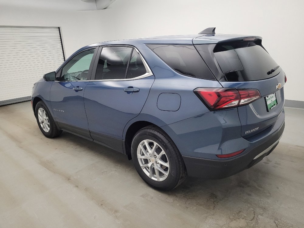 Used 2024 Chevrolet Equinox LT image 3