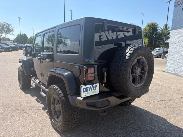 Used 2016 Jeep Wrangler Unlimited Sahara AWD/4WD image 3