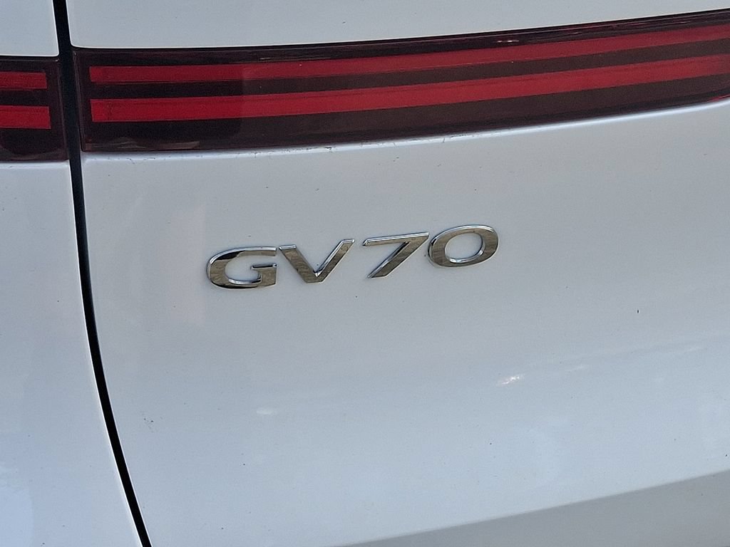 New 2026 Genesis GV70 2.5T Advanced AWD/4WD image 13