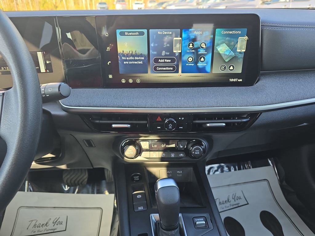 New 2026 Nissan Kicks SV w/ SV Premium Package image 23