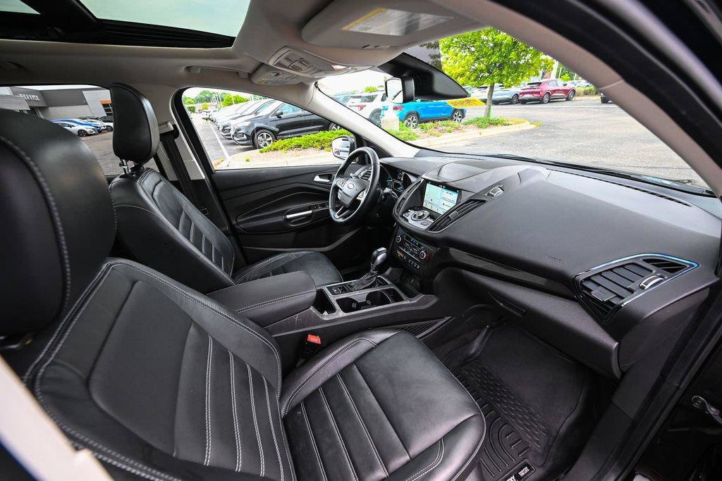 Used 2019 Ford Escape Titanium AWD/4WD image 24