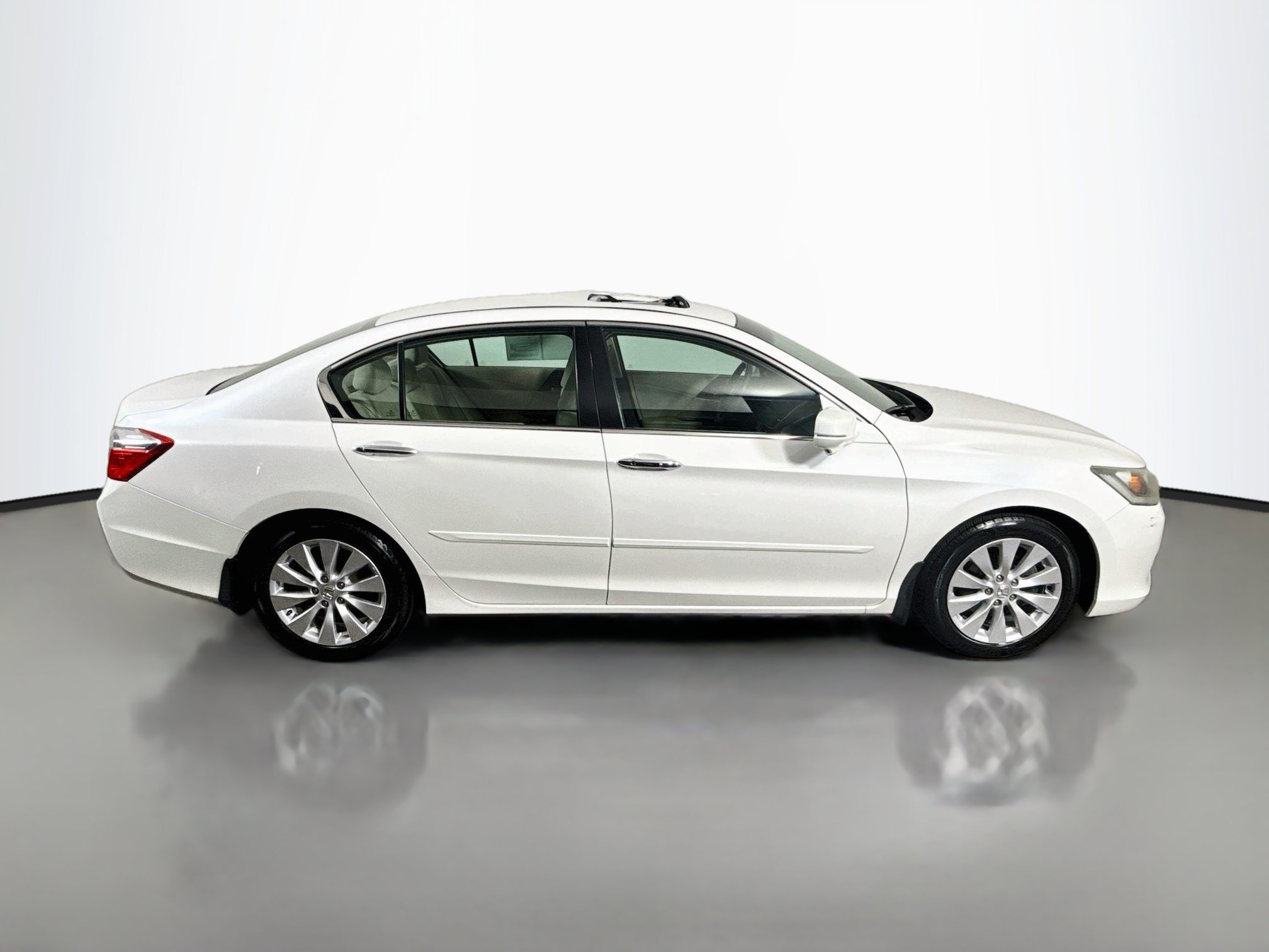 Used 2013 Honda Accord EX image 8