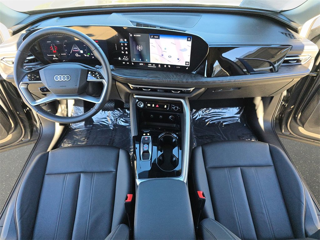 Certified 2025 Audi Q5 2.0T Premium w/ Convenience Package image 35