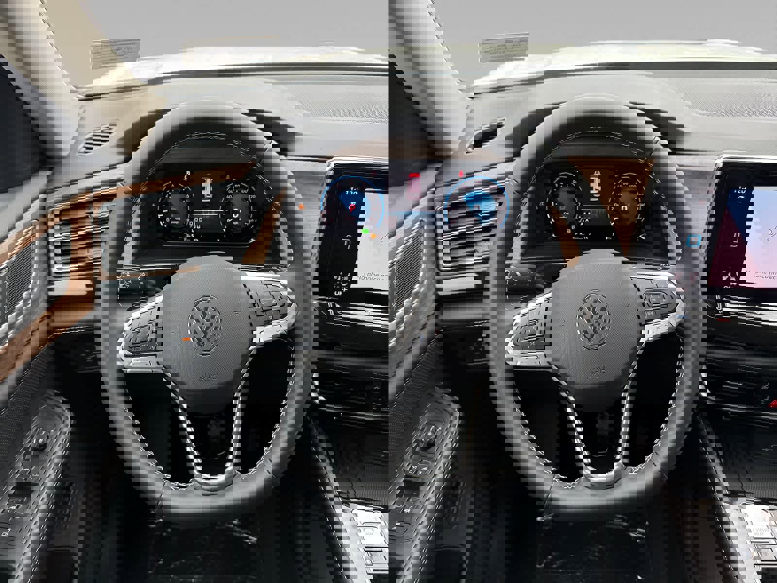 New 2026 Volkswagen Atlas SE image 12