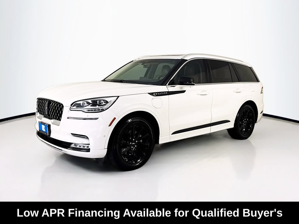 Used 2020 Lincoln Aviator Grand Touring w/ Equipment Group 301A AWD/4WD image 3
