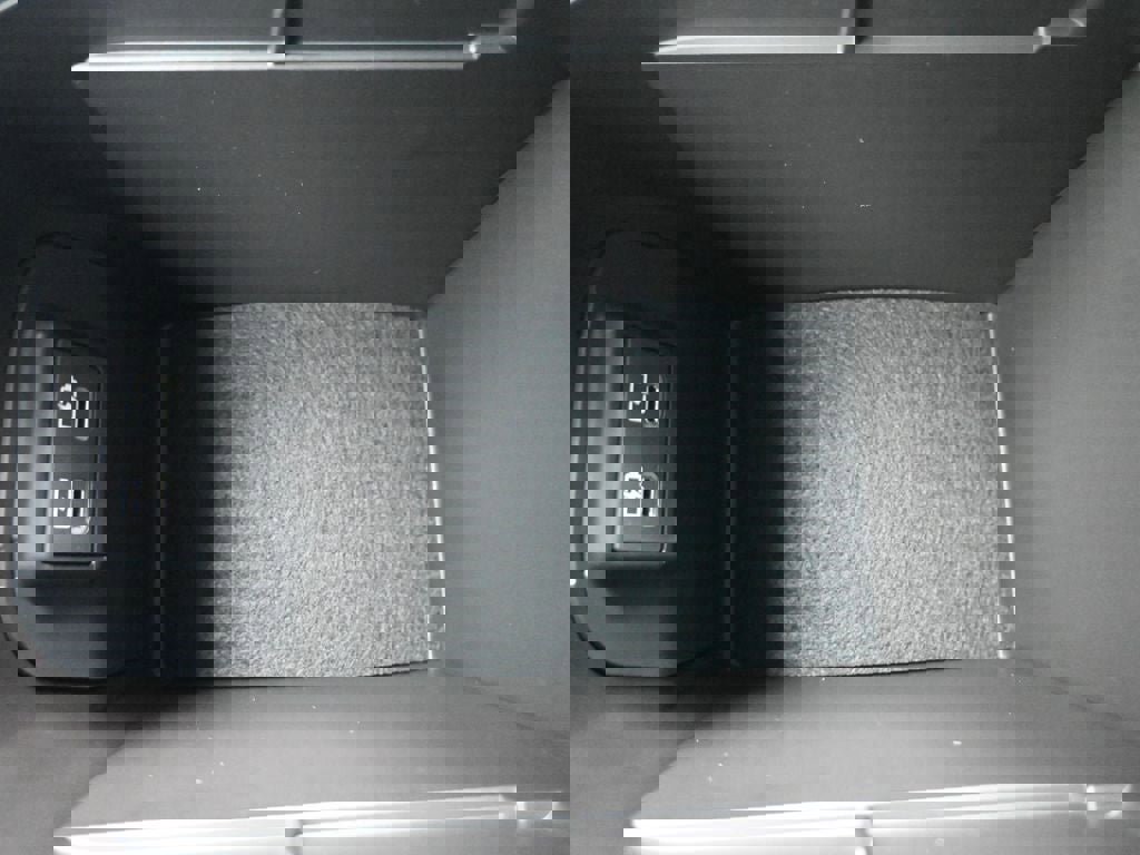 New 2025 Toyota RAV4 LE image 35