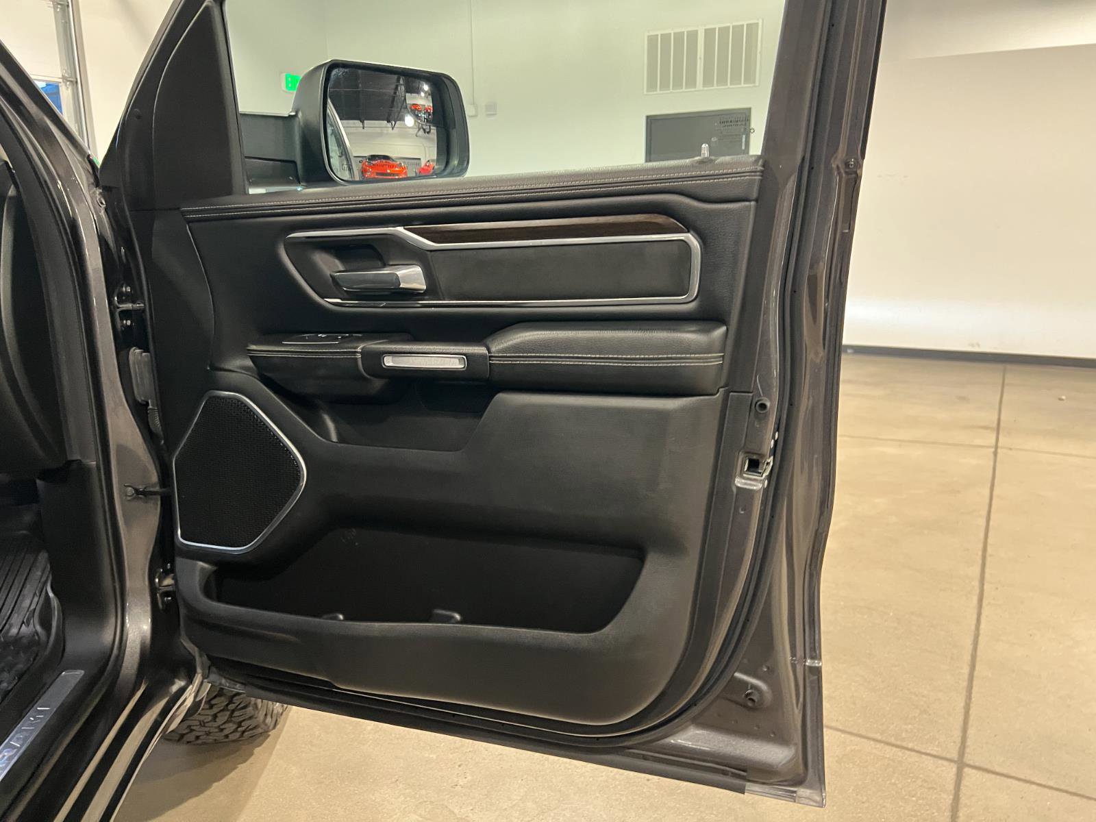 Used 2022 RAM 1500 Laramie image 37