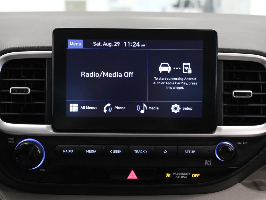 Used 2024 Hyundai Venue SEL FWD image 22