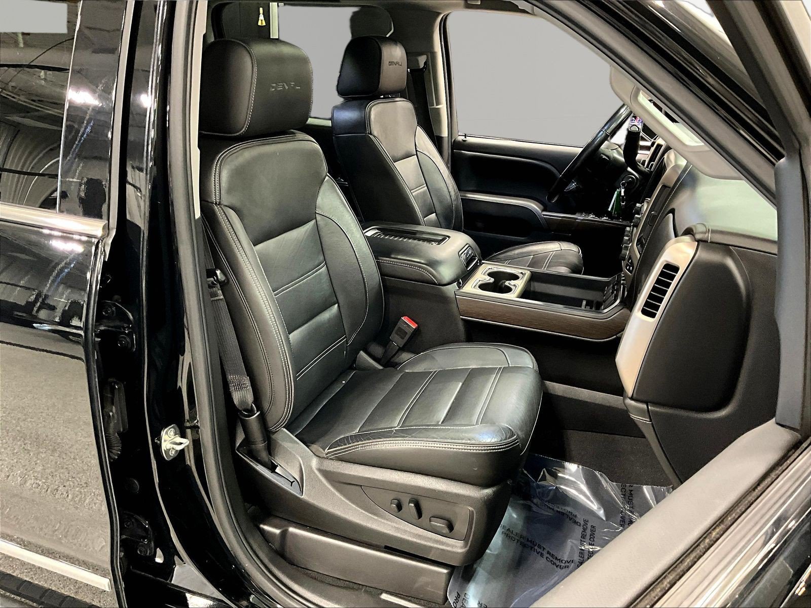 Used 2018 GMC Sierra 1500 Denali AWD/4WD image 30