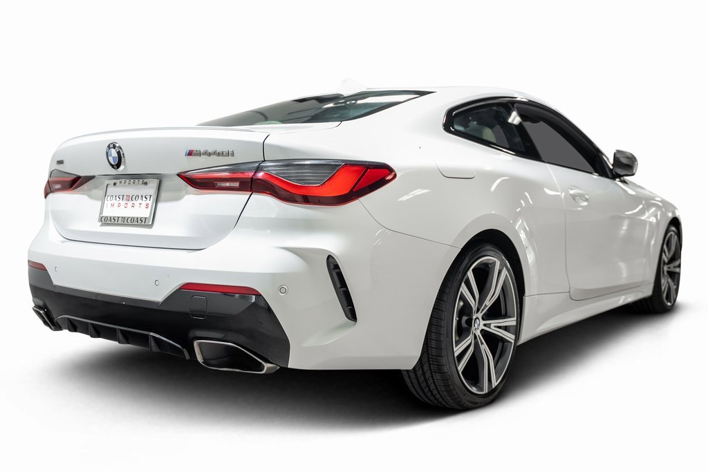 Used 2023 BMW 440i xDrive Coupe w/ Premium Package image 11