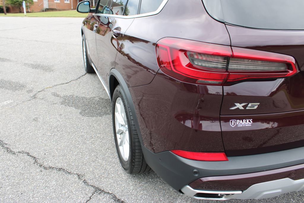 Used 2019 BMW X5 xDrive40i w/ Executive Package image 44
