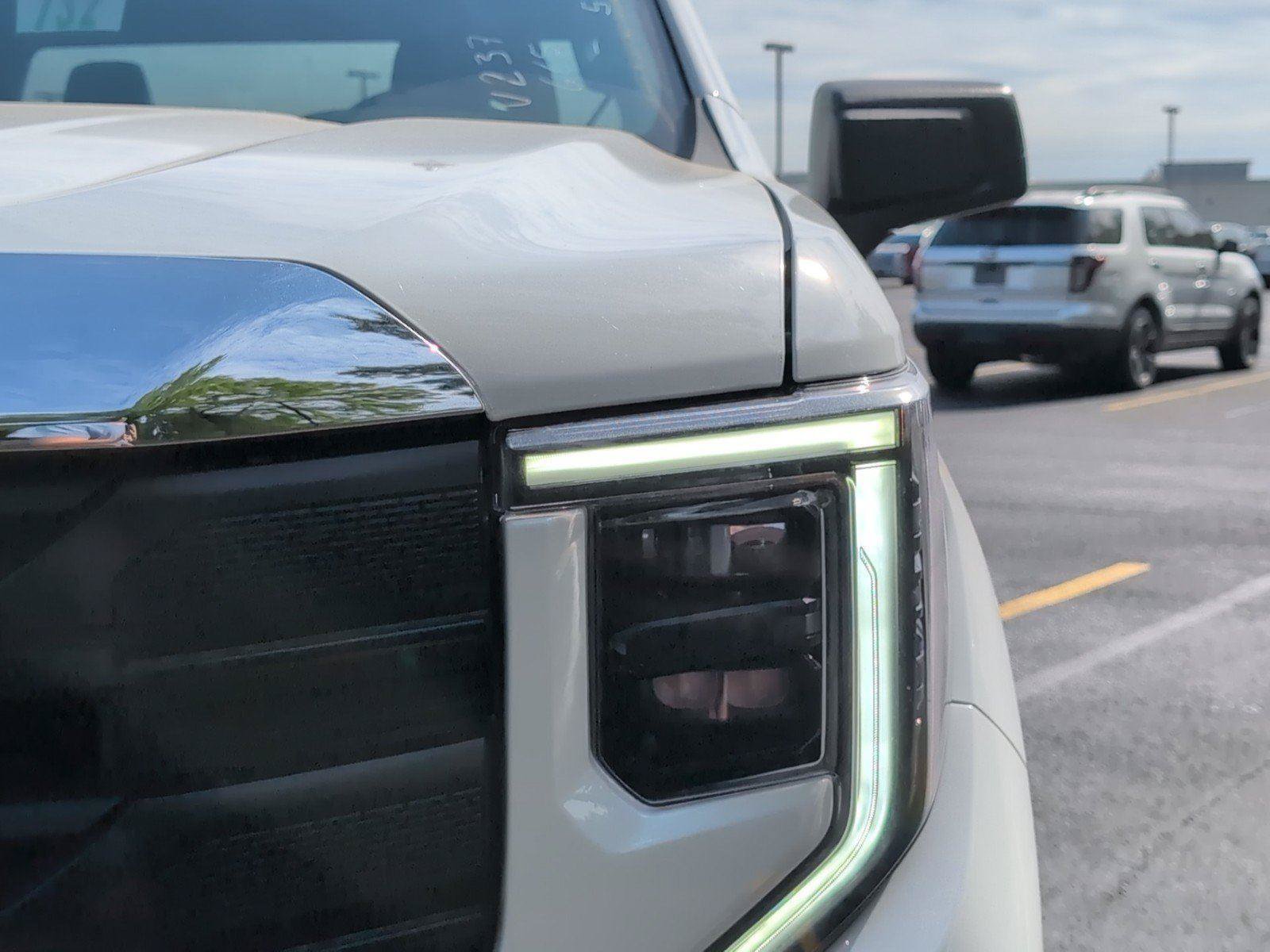 New 2026 GMC Sierra 1500 Pro w/ Pro Value Package AWD/4WD image 11