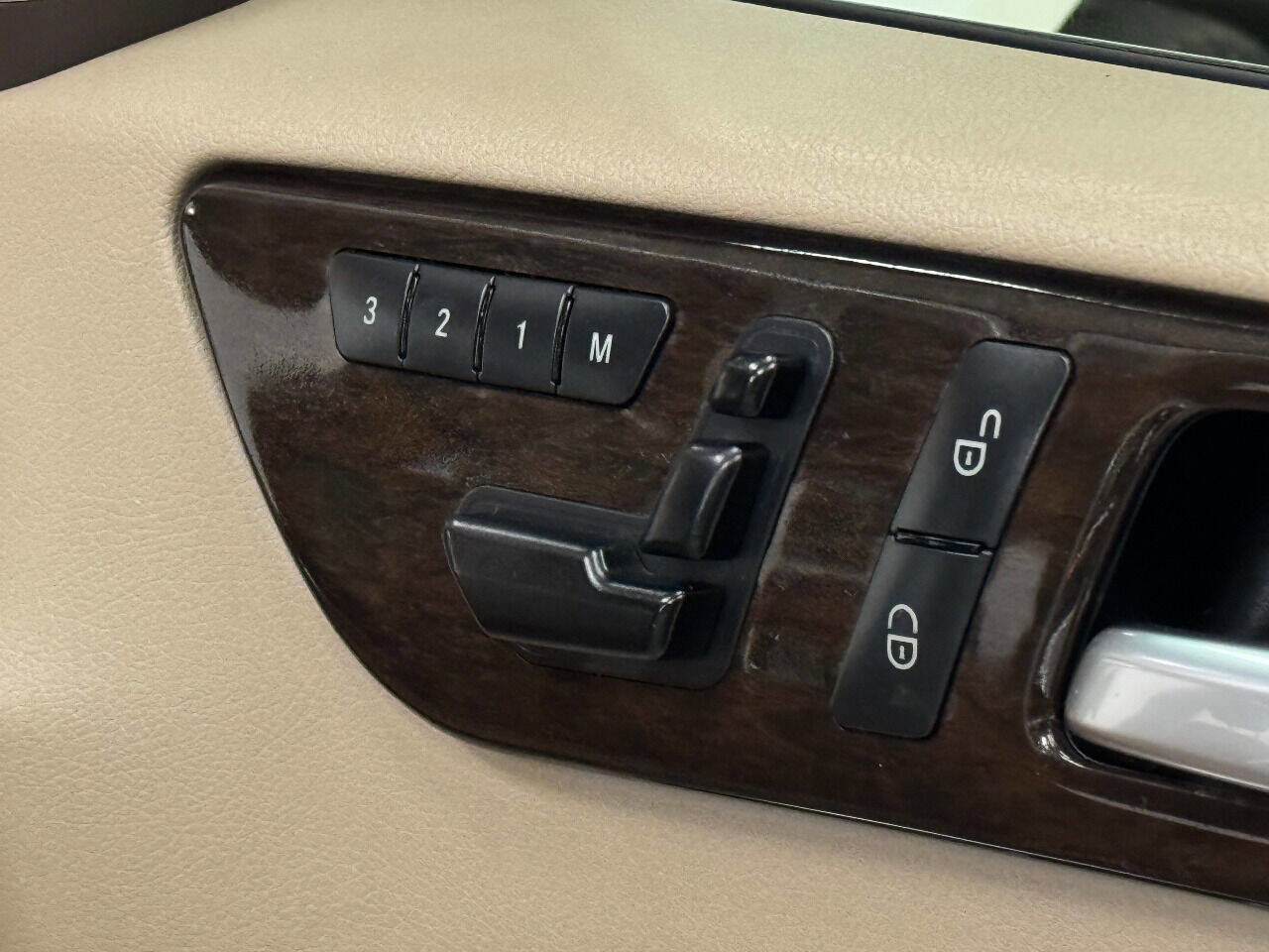 Used 2015 Mercedes-Benz GL 320 BlueTEC 4MATIC image 74