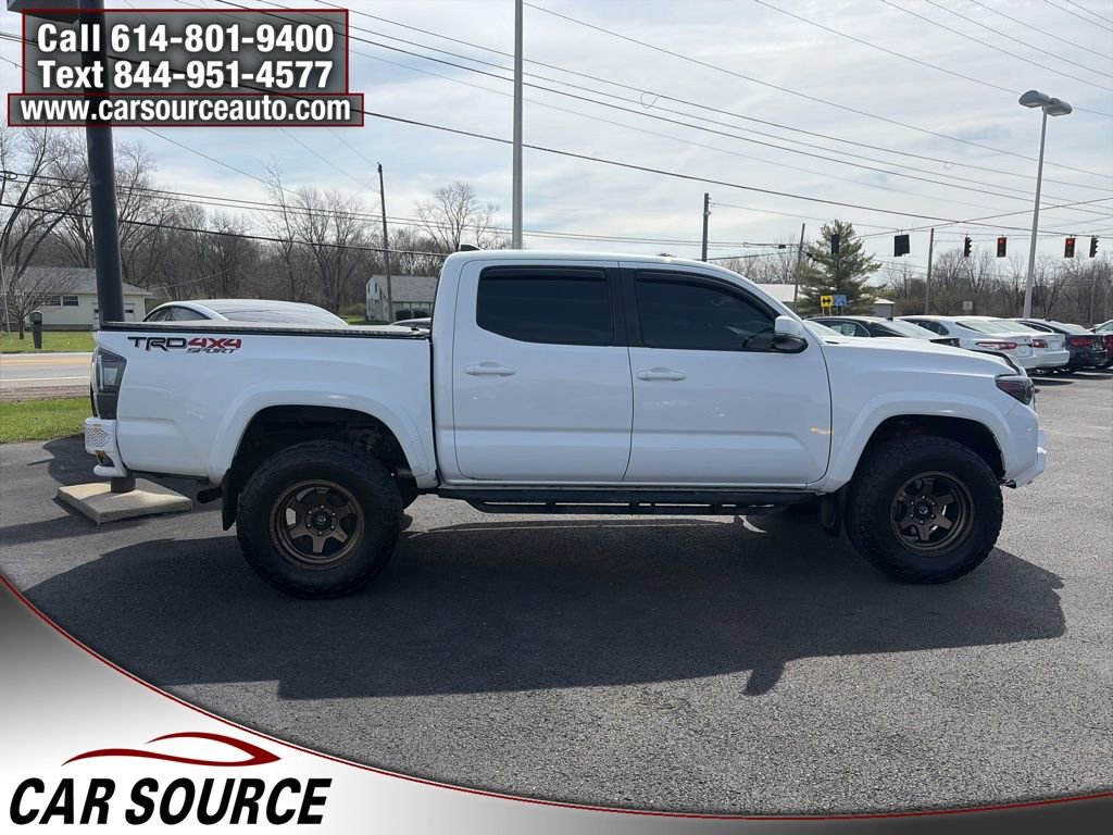 Used 2019 Toyota Tacoma TRD Sport image 4