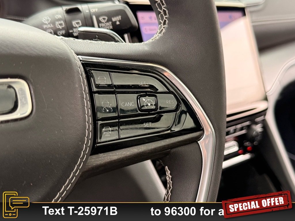 Used 2023 Jeep Grand Cherokee Overland image 20