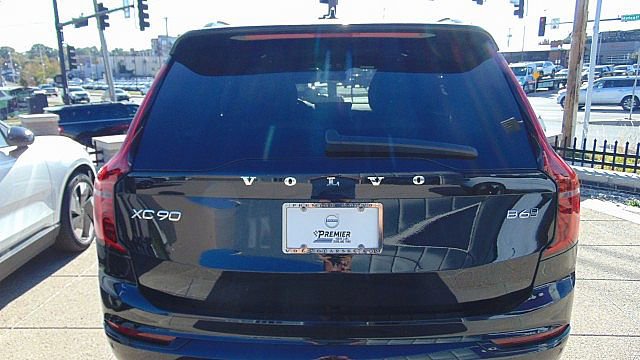 New 2026 Volvo XC90 B6 Ultra w/ Protection Package image 9