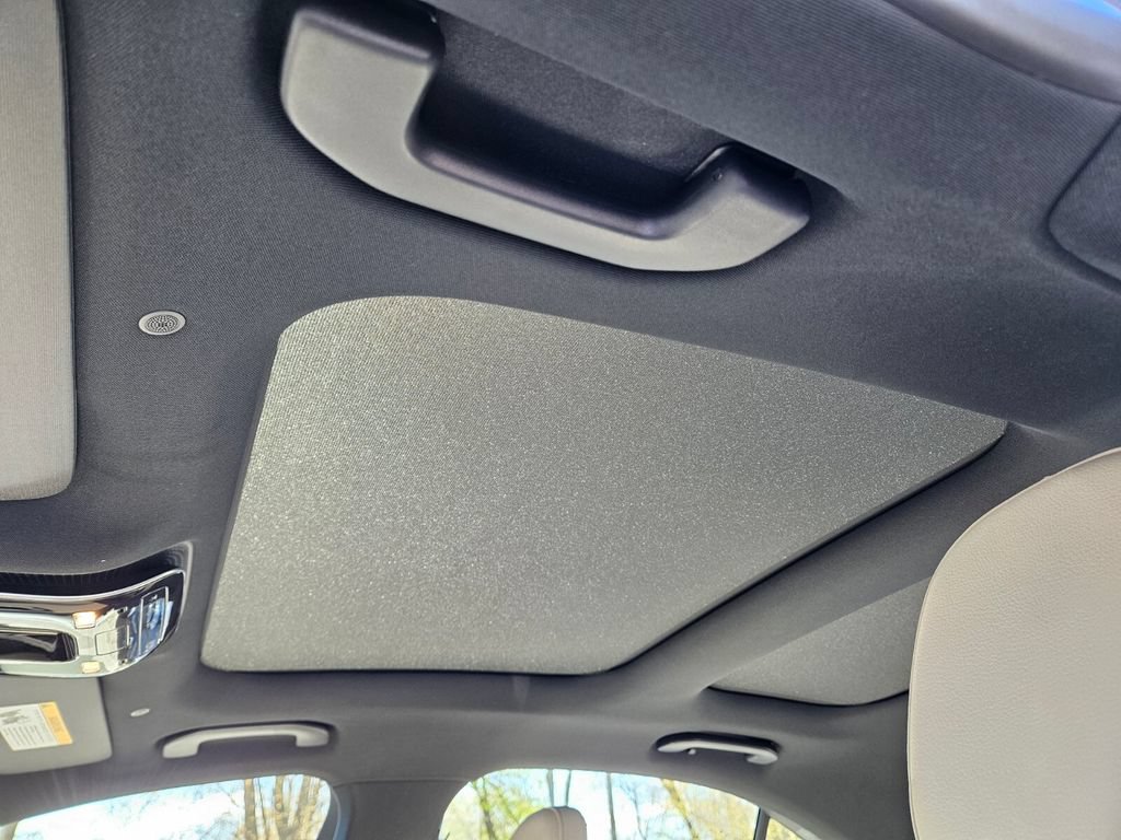 New 2026 Mercedes-Benz C 300 4MATIC Sedan image 18